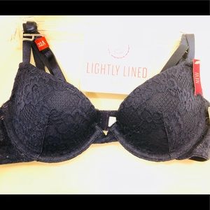 NWT Sz 32A Lightly lined BRA